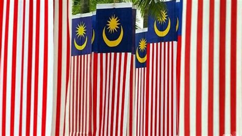 inggris cabut kemerdekaan malaysia